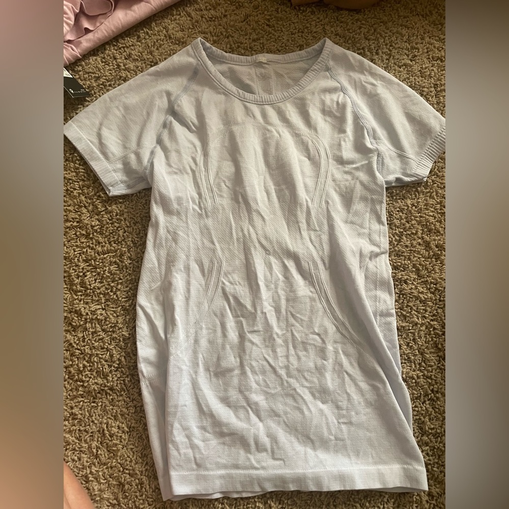 lululemon fitted tee